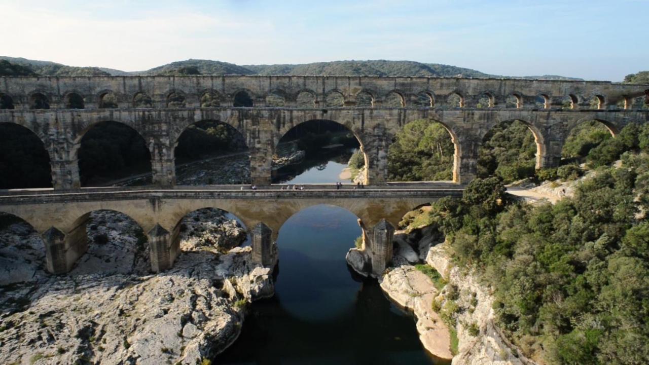 Studio Havre De Paix Au Pont Du Gard Piscine Et Jacuzzi Chez Valerie Payre Vers-Pont-du-Gard Exteriör bild