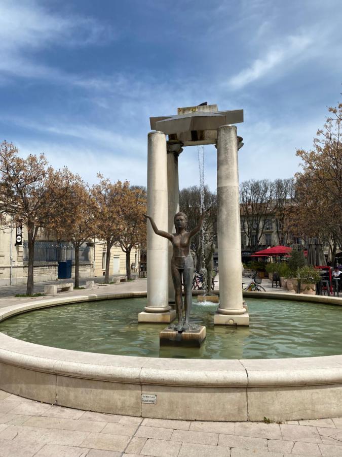 Studio Havre De Paix Au Pont Du Gard Piscine Et Jacuzzi Chez Valerie Payre Vers-Pont-du-Gard Exteriör bild