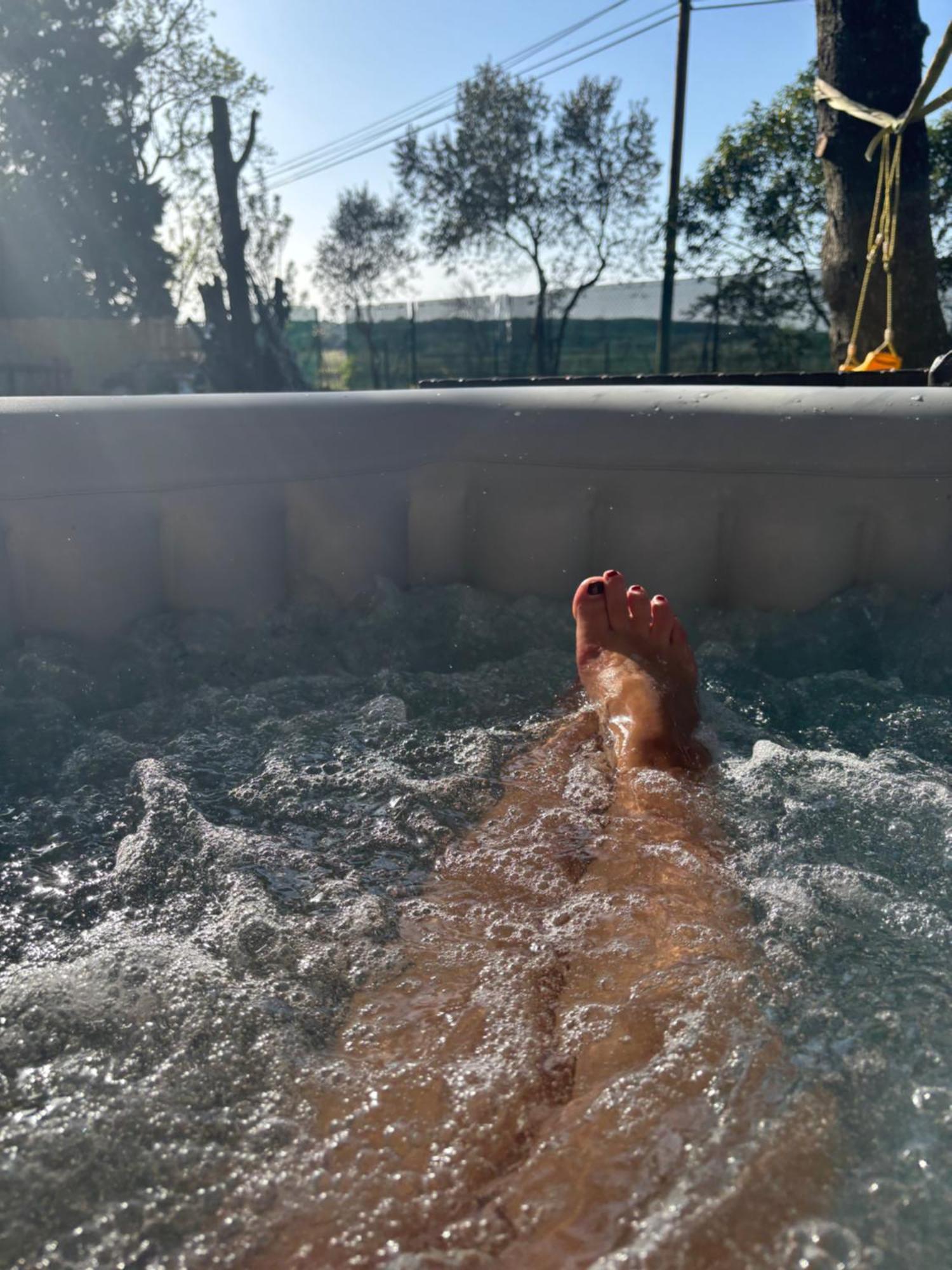 Studio Havre De Paix Au Pont Du Gard Piscine Et Jacuzzi Chez Valerie Payre Vers-Pont-du-Gard Exteriör bild